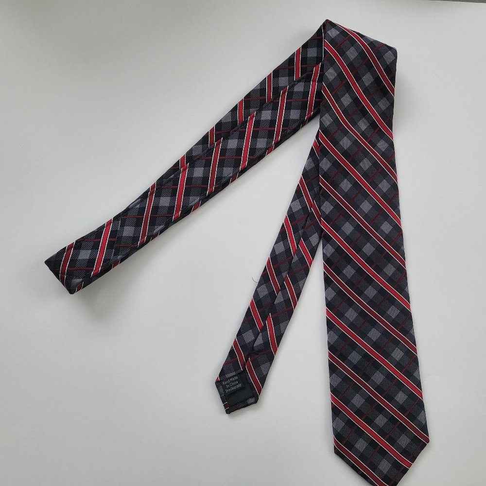Black/Red Plaid Striped Tie